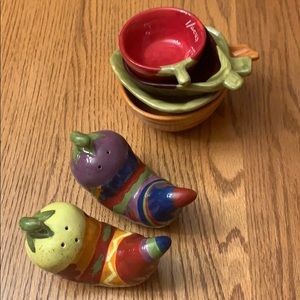 Mexican Themed Measuring Cups and Salt/Pepper